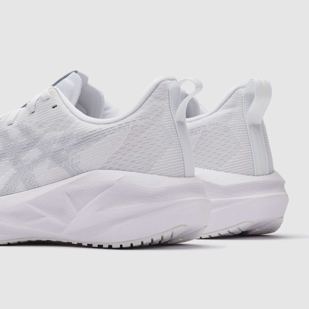 Asics Womens Novablast 5