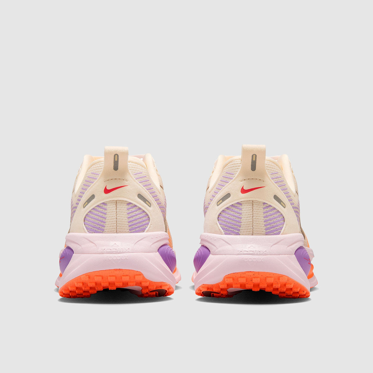 Nike Womens Vomero 18