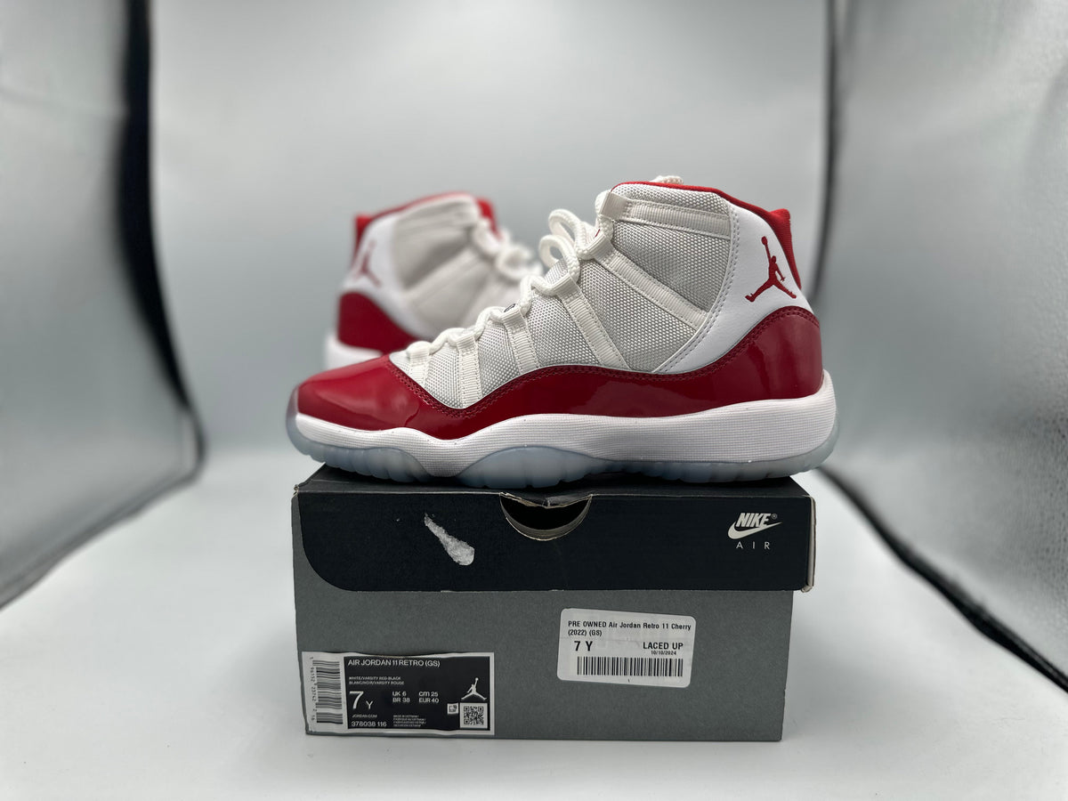 PRE OWNED Air Jordan Retro 11 Cherry (2022) (GS)